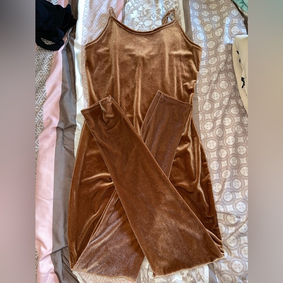 ❌Sold❌ Fashion Nova Velour Jumpsuit - Picture 2 of 2